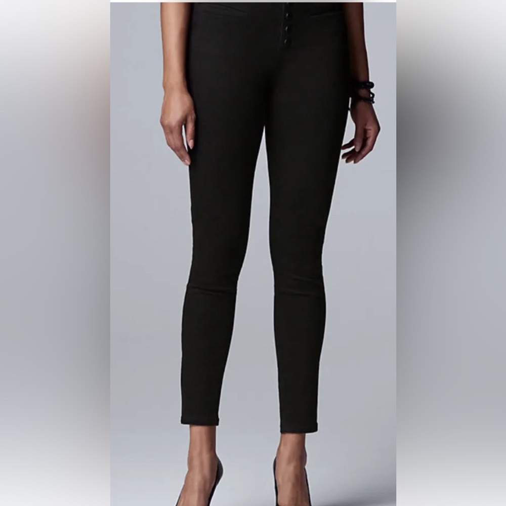 Women’s Simply Vera Vera Wang Black Button Front Skinny Jeans Size 10 NWT